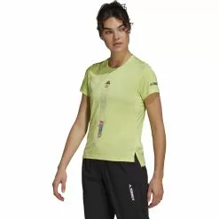 Camiseta Adidas AGRAVIC Para Mujer -Bicicletas comprar H11736 APP on model standard white