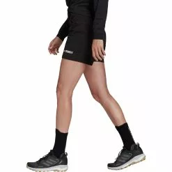 Pantalón Corto Adidas Terrex Zupahike Para Mujer -Bicicletas comprar H55921 APP on model standard white