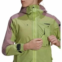 Chaqueta Impermeable Adidas Terrex Xploric Rain.Rdy Para Mujer (con Capucha) -Bicicletas comprar H55942 APP on model detail 2 white