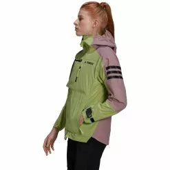 Chaqueta Impermeable Adidas Terrex Xploric Rain.Rdy Para Mujer (con Capucha) -Bicicletas comprar H55942 APP on model side white