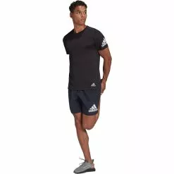 Camiseta Adidas Run It -Bicicletas comprar HB7470 APP on model walking white