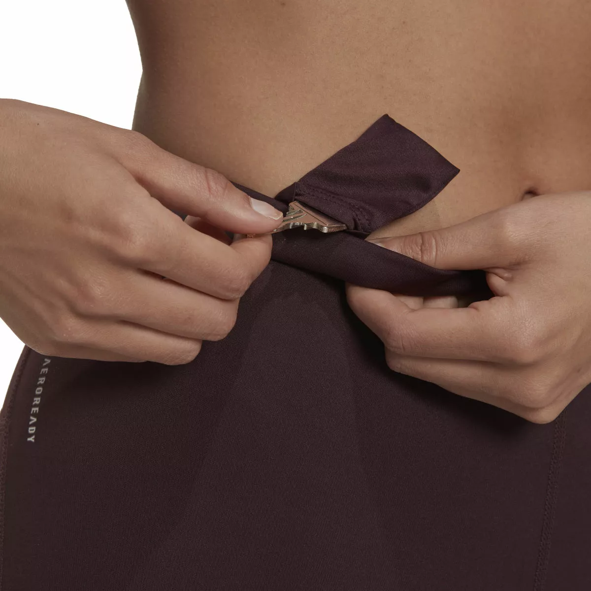 Adidas Women's Run Icons 3-Stripes 7/8 Running Tights 9 Adidas Women's Run Icons 3-Stripes 7/8 Running Tights - Imagen 7