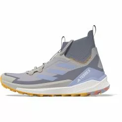 Adidas Terrex Women's Free Hiker 2.0 Hiking Shoes -Bicicletas comprar HP7499 4 FOOTWEAR 3D Rendering Side Lateral View white