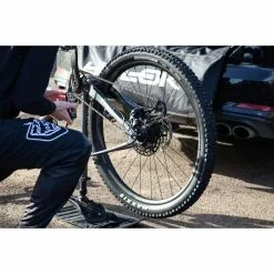 Hiplok Flipstand Portable Workstand -Bicicletas comprar Hiplok Flipstand Portable Workstand Bike Stands All Black FS1AB 7