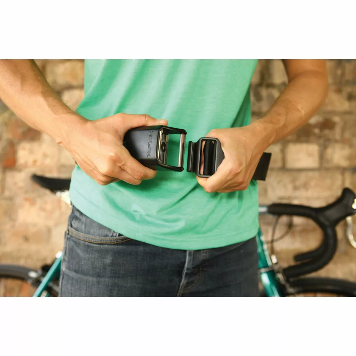 Candado Portátil Para Bicicletas Hiplok Gold 5 Candado Portátil Para Bicicletas Hiplok Gold - Imagen 3