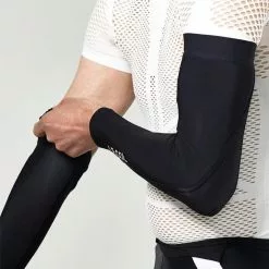 Manguitos Le Col -Bicicletas comprar Le Col Arm Warmers Arm Warmers Black AW19 YT20MNLECOXS 1