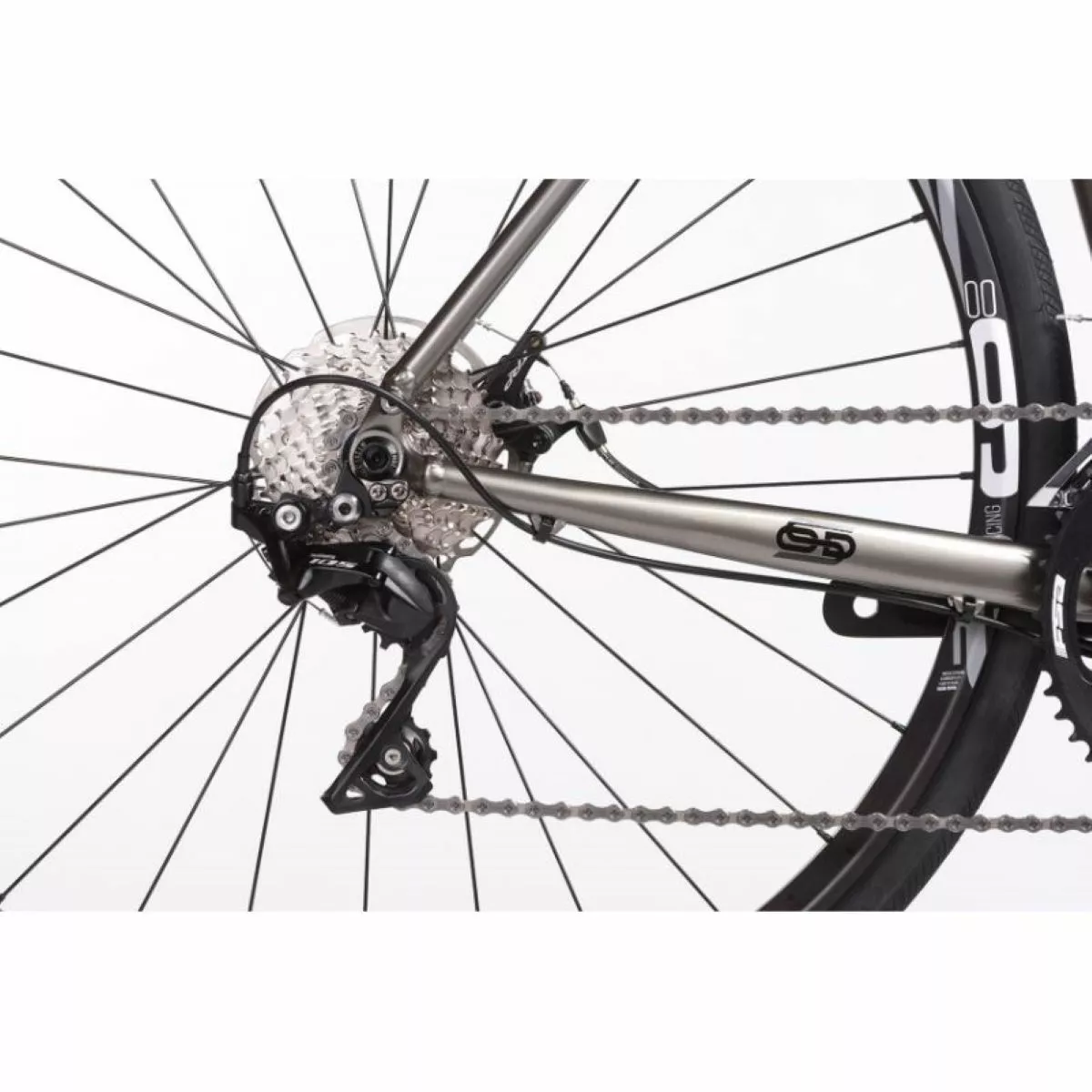 Orro Terra Gravel 105 R900 Flatbar Gravel Bike (2023) 6 Orro Terra Gravel 105 R900 Flatbar Gravel Bike (2023) - Imagen 4