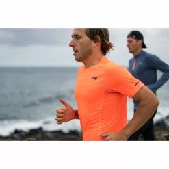 Camiseta Zone3 Activ Lite -Bicicletas comprar Zone3 Run Nov2020 JamesMitchell 0781