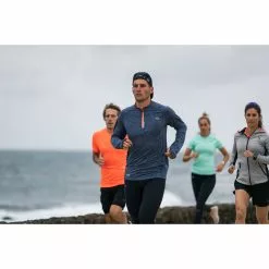 Camiseta Zone3 Activ Lite -Bicicletas comprar Zone3 Run Nov2020 JamesMitchell 0829